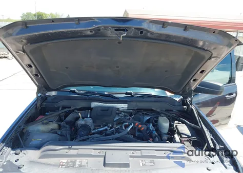 2015 Chevrolet Silverado 2500Hd Lt z USA, uszkodzony, nr VIN 1GC1KVE81FF182257